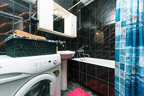 Rent Kiev Lva Tolshtoho Square