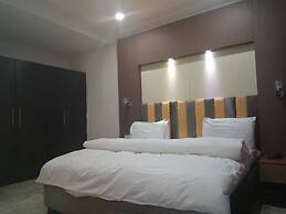 Margaretta Classic Suites and Hotel