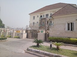 Margaretta Classic Suites and Hotel