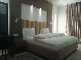 Margaretta Classic Suites and Hotel