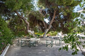 Pefkides Aegina Boutique Apartments
