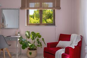 Pefkides Aegina Boutique Apartments