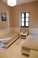 Kalydna Island Hotel