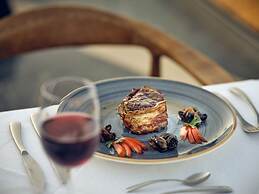 Cavo Orient Beach Hotel