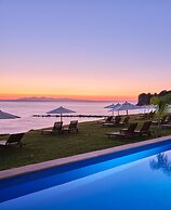 Cavo Orient Beach Hotel