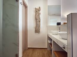 Cavo Orient Beach Hotel