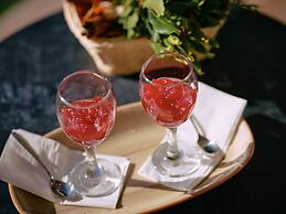 Cavo Orient Beach Hotel