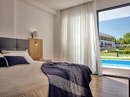 Cavo Orient Beach Hotel