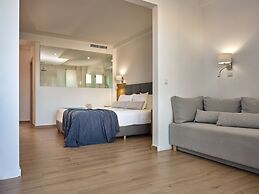 Cavo Orient Beach Hotel