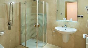 Encasa Hotel Almansa