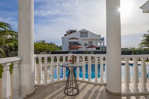 Infinity Civan Villa