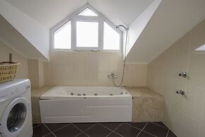 Infinity Olympia Apartments