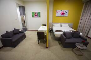 Green Rose Hotel