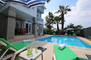 Infinity Mavi Villa