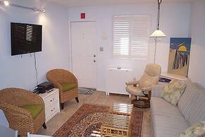 Atlantic View 101 2 Bedroom Condo by RedAwning