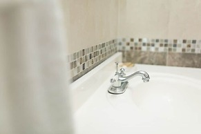 New Kingston Most Central Guest Apt