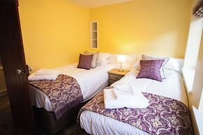 The Peacock at Barlow