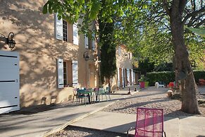 A La Maison