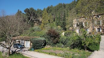 A La Maison