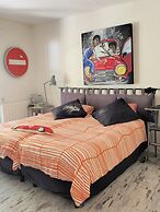 A La Maison