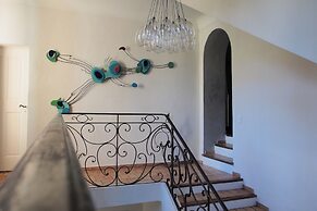 A La Maison