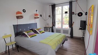 A La Maison