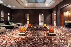 Zephyr Hotel Club Resort and Spa