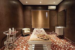 Zephyr Hotel Club Resort and Spa