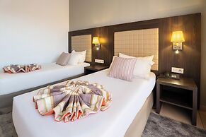 Zephyr Hotel Club Resort and Spa