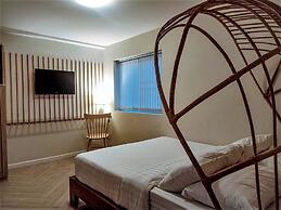 Shanti-Retreat Hotel