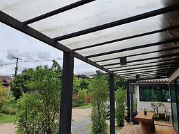 Shanti-Retreat Hotel