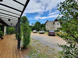 Shanti-Retreat Hotel