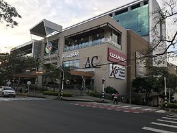 Zona C Apartment by Parceros Group