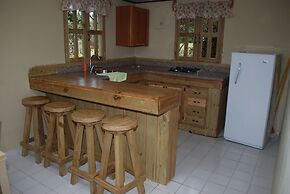 Hotel Rancho Constanza