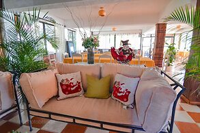 Hotel Rancho Constanza