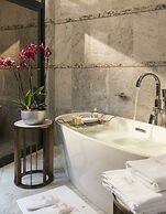 Marquis Sky Suites