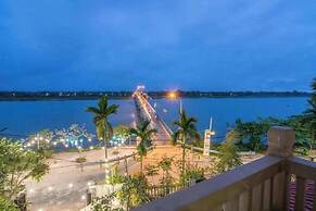 B'Lan Riverside Villa