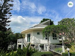 Phukaew Resort & Adventure Park