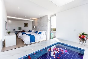 Bluespring Boutique Hotel