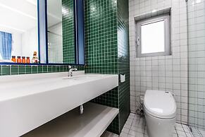 Bluespring Boutique Hotel