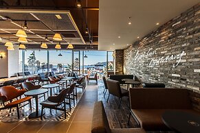 Bluespring Boutique Hotel