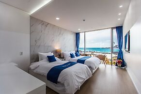 Bluespring Boutique Hotel