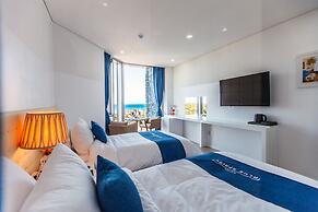 Bluespring Boutique Hotel