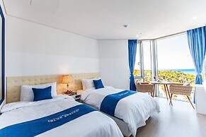 Bluespring Boutique Hotel