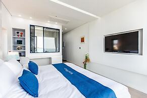 Bluespring Boutique Hotel