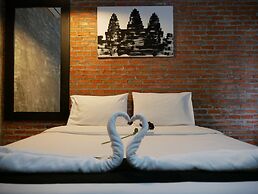 41 Studio - Adults Only