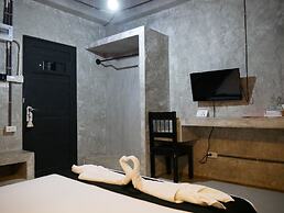 41 Studio - Adults Only