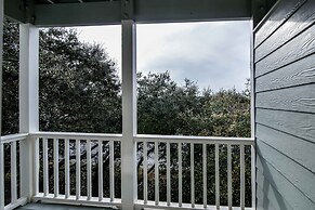 Summer Palace 4 Bedroom Duplex by RedAwning