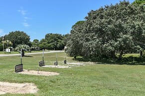 Summer Palace 4 Bedroom Duplex by RedAwning