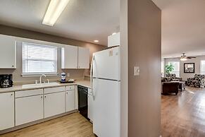 Summer Palace 4 Bedroom Duplex by RedAwning